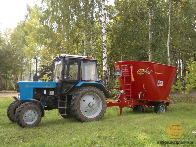 Кормораздатчик-смеситель Кормораздатчик-смеситель